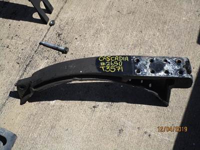 Freightliner Cascadia Fuel Tank Strap / Bracket