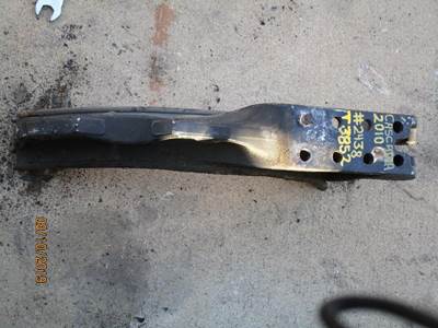 Freightliner Cascadia Fuel Tank Strap / Bracket for a Freightliner CASCADIA 125