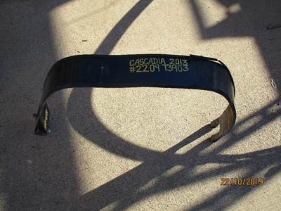 Freightliner Cascadia Fuel Tank Strap / Bracket for a Freightliner CASCADIA 125