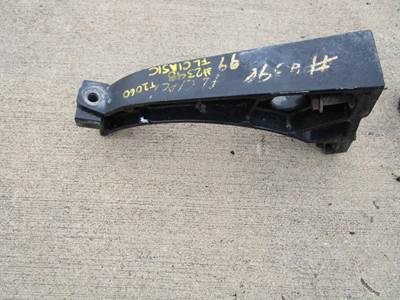Freightliner Classic XL Fuel Tank Strap / Bracket for a Freightliner FLD120