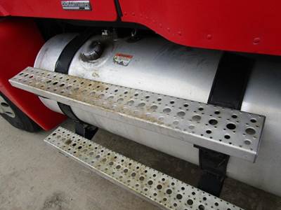 Freightliner Columbia 120 Fuel Tank Strap / Bracket