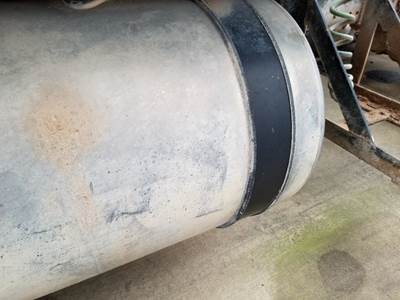 Freightliner Columbia 120 Fuel Tank Strap / Bracket