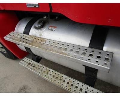 Freightliner Columbia 120 Fuel Tank Strap / Bracket