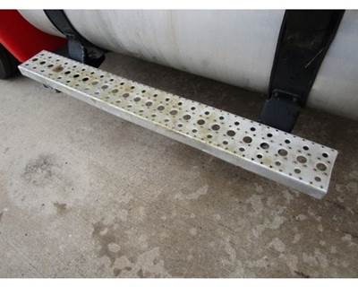 Freightliner Columbia 120 Fuel Tank Strap / Bracket
