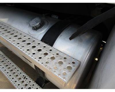 Freightliner Columbia 120 Fuel Tank Strap / Bracket