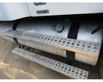 Freightliner Columbia 120 Fuel Tank Strap / Bracket
