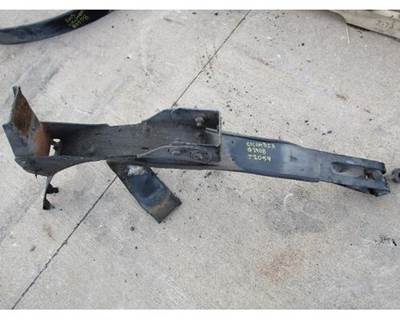 Freightliner Columbia Fuel Tank Strap / Bracket for a Freightliner COLUMBIA 120
