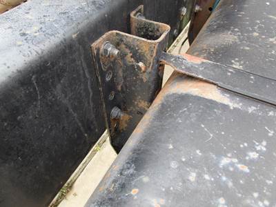 Freightliner FL70 Fuel Tank Strap / Bracket