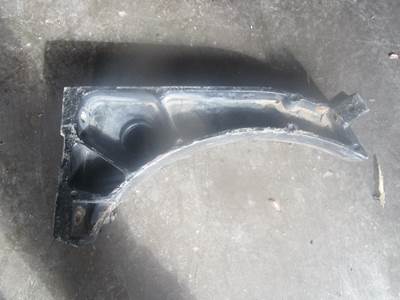 Freightliner FLD120 Fuel Tank Strap / Bracket
