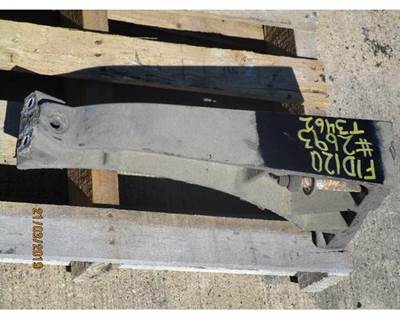 Freightliner FLD120 Fuel Tank Strap / Bracket