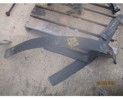 Freightliner FLD120 Fuel Tank Strap / Bracket