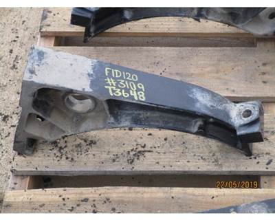 Freightliner FLD120 Fuel Tank Strap / Bracket
