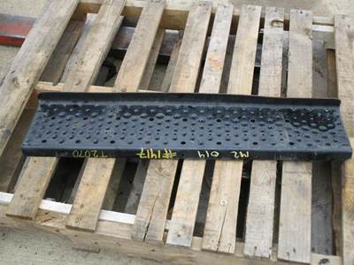 Freightliner M2 Fuel Tank Strap / Bracket