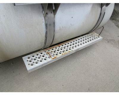 International 5900i Right Fuel Tank Strap / Bracket