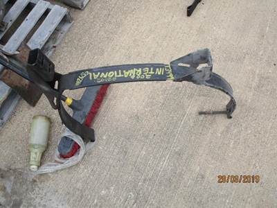 International 9200 Fuel Tank Strap / Bracket