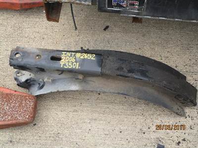 International 9200 Fuel Tank Strap / Bracket