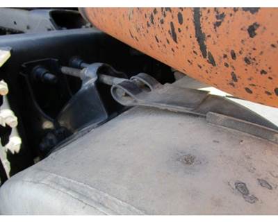 International 9200i Fuel Tank Strap / Bracket