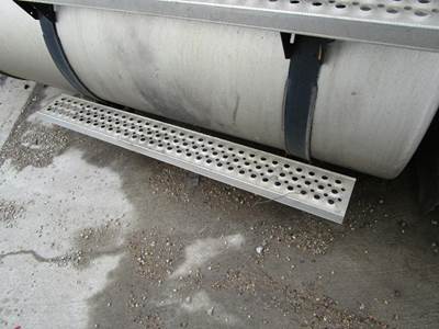 International 9400i Fuel Tank Strap / Bracket