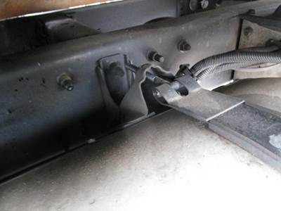 International 9400i Fuel Tank Strap / Bracket
