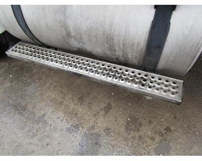 International 9400i Fuel Tank Strap / Bracket