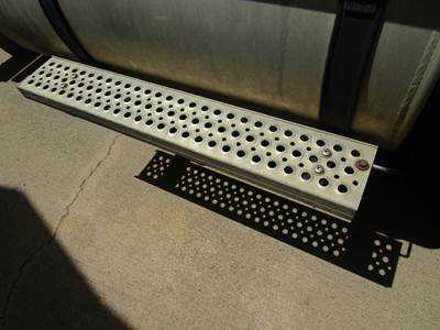 International ProStar Fuel Tank Strap / Bracket