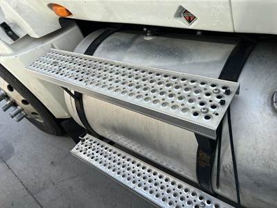 International ProStar Fuel Tank Strap / Bracket