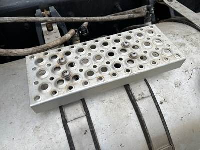 International ProStar Fuel Tank Strap / Bracket