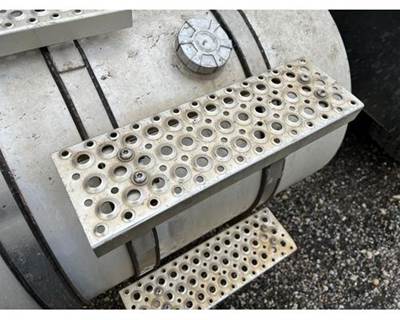 International ProStar Fuel Tank Strap / Bracket