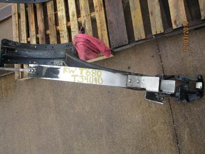 Kenworth Fuel Tank Strap / Bracket