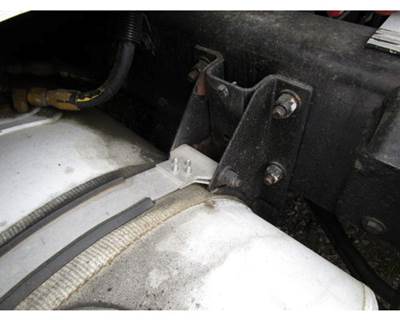 Kenworth T2000 Fuel Tank Strap / Bracket