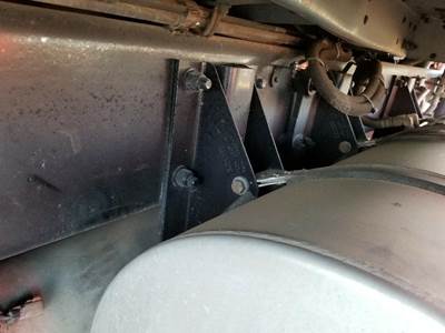 Kenworth T660 Fuel Tank Strap / Bracket