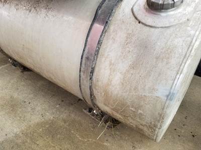 Kenworth T800 Fuel Tank Strap / Bracket