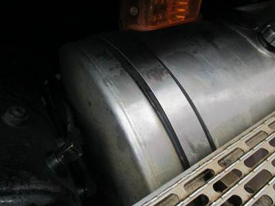 Mack Pinnacle CXP613 Fuel Tank Strap / Bracket for a Mack CXP613