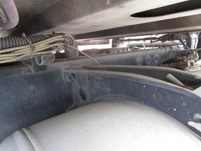 Peterbilt 377 Fuel Tank Strap / Bracket