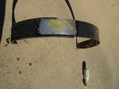 Peterbilt 377 Fuel Tank Strap / Bracket