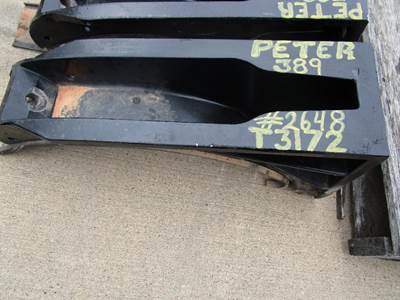 Peterbilt 389 Fuel Tank Strap / Bracket