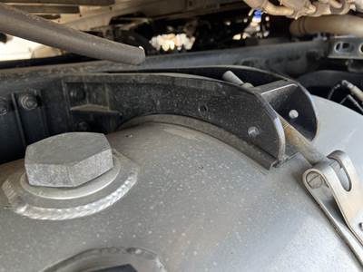 Peterbilt 567 Fuel Tank Strap / Bracket