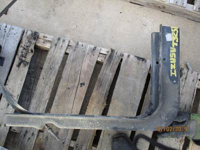 USED ISUZU FUEL TANK BRACKET