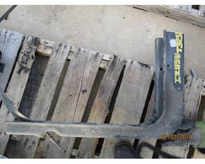 USED ISUZU FUEL TANK BRACKET