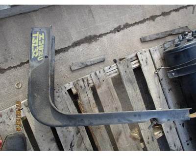 USED ISUZU FUEL TANK BRACKET