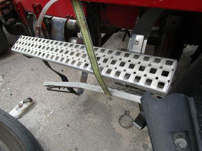 Volvo VN Fuel Tank Strap / Bracket