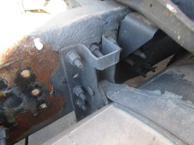 Volvo VNL Fuel Tank Strap / Bracket