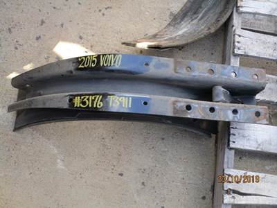 Volvo VNL Fuel Tank Strap / Bracket