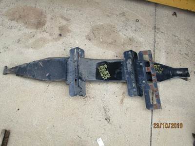 Volvo VNL Fuel Tank Strap / Bracket