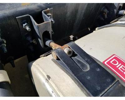 Volvo VNL Fuel Tank Strap / Bracket