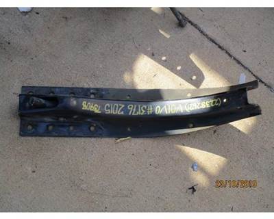 Volvo VNL Fuel Tank Strap / Bracket