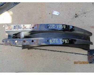 Volvo VNL Fuel Tank Strap / Bracket