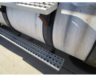 White WIA Areo Series Fuel Tank Strap / Bracket for a Whitegmc WIA Areo Series
