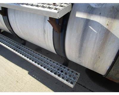 White WIA Areo Series Fuel Tank Strap / Bracket for a Whitegmc WIA Areo Series