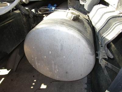 Freightliner Cascadia Right Fuel Tank for a Freightliner CASCADIA 125